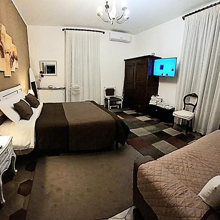 Casa Ferrari Testaccio E Trastevere Wi-Fi Free 로마 외부 사진