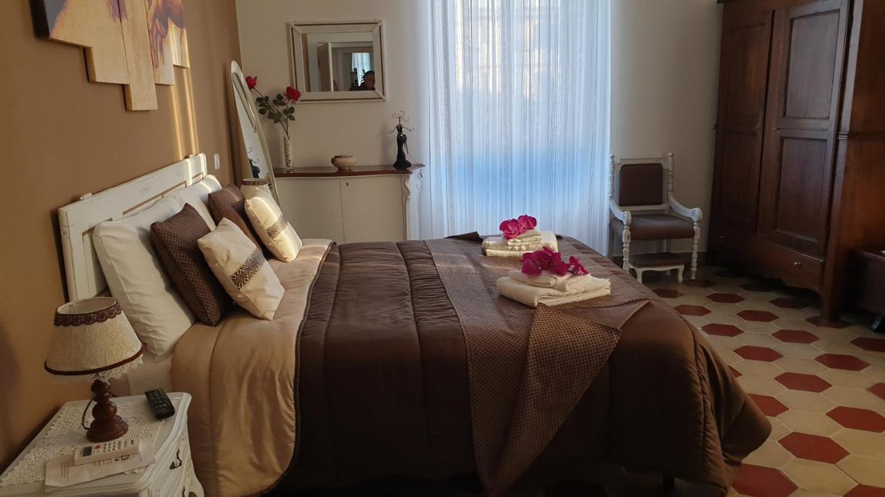 Casa Ferrari Testaccio E Trastevere Wi-Fi Free 로마 외부 사진